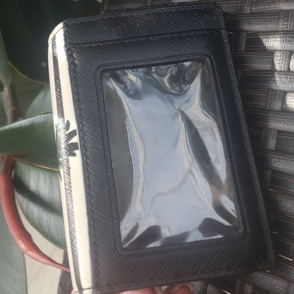 ❤♠️kate spade♠️ Pineapple Wallet - Picture 4 of 6